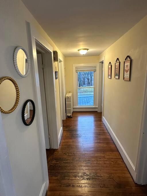 The Yellow Door 3-Bedroom Downtown Near Vt&Ru 래드포드 외부 사진